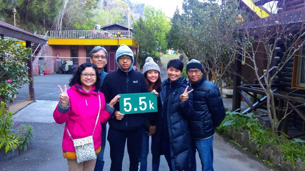 La La Shan 5.5Knong Zhuang Hualing Bagian luar foto